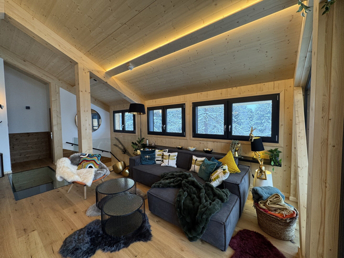 Others 3, Superior chalet with sauna and hot tub, Murau