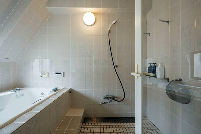 Bathroom 4, Tabiyu Abrigo, Nishinomiya