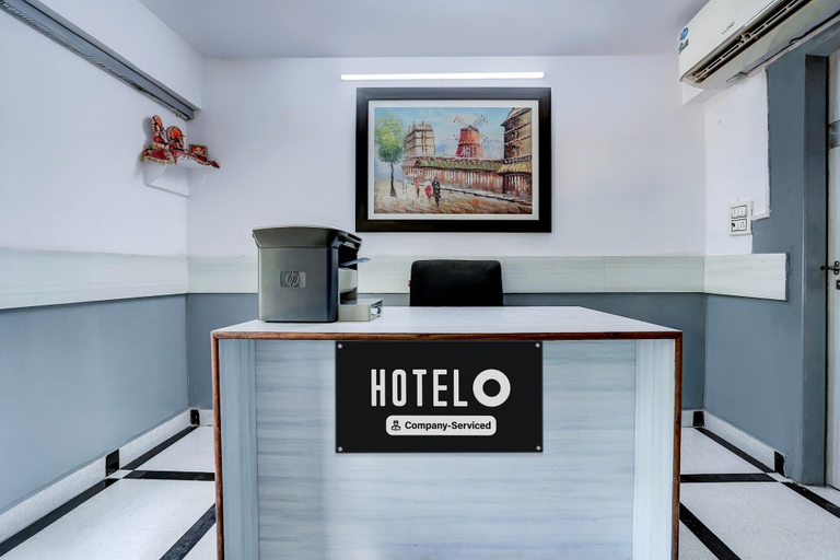 Reception 3, Classic With Balcony O DLF Phase 1, Gurgaon