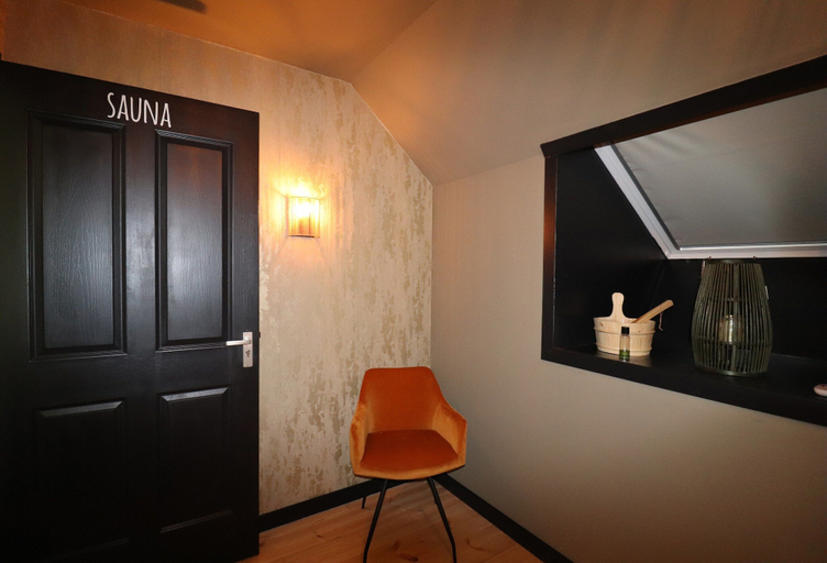 Spa treatment 4, Dalerveen Apartment With Sauna for 7, Coevorden