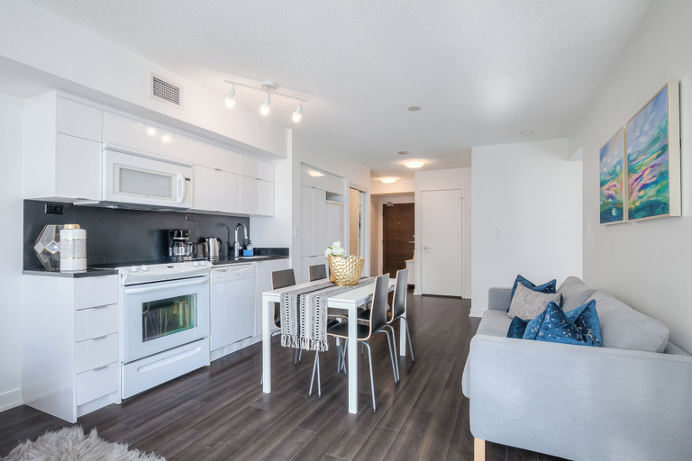 Interior 2, TrueNorth Urban Stay, Toronto