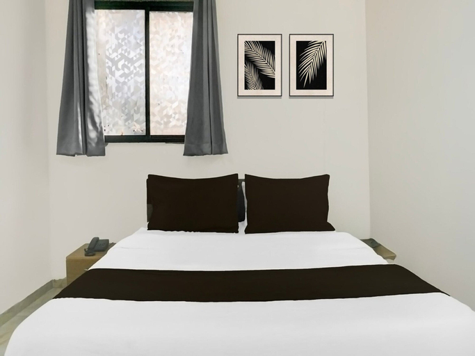 Room 3, Collection O Talwade, Pune
