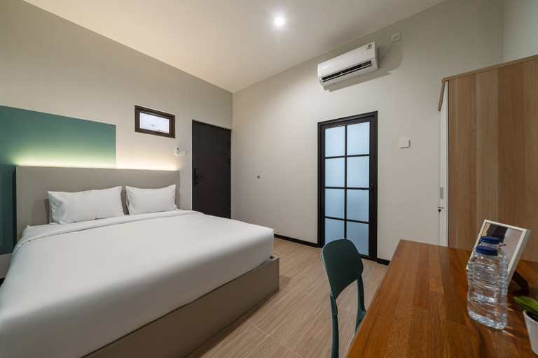 Others 3, Cove Haven, Surabaya
