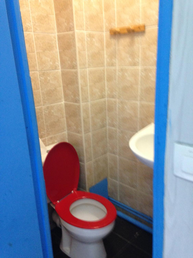Bathroom 2, Hotel Cyrano Voltaire, Paris