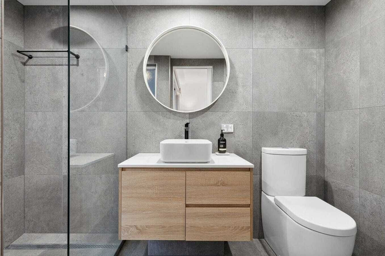 Bathroom 3, Riviera Noosa Resort, Noosa - Noosa-Noosaville
