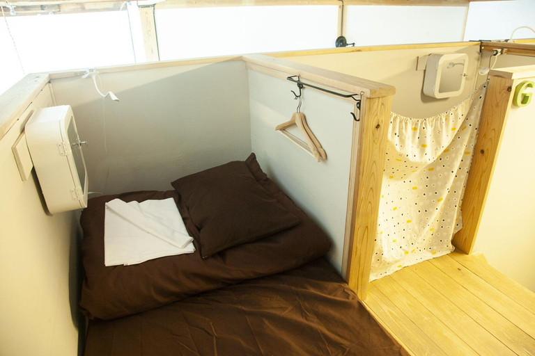 Bedroom 3, Fukuoka Guesthouse Hive, Fukuoka