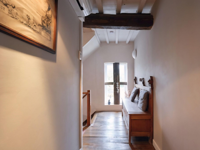 Interior 5, Spacious Gite in Somme-leuze, Namur