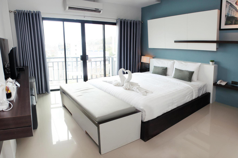 Room 4, The Artist House Patong, Pulau Phuket