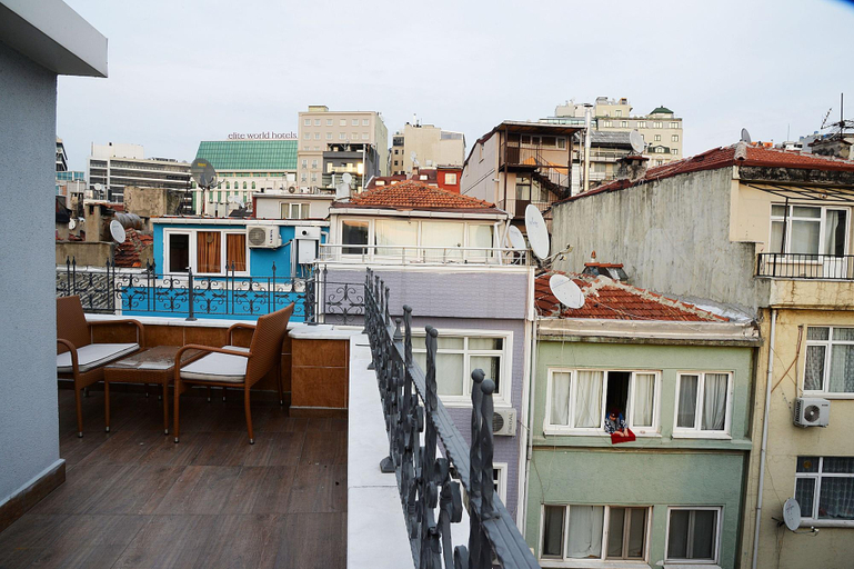 Bedroom 4, Al Khaleej Hotel, Beyoğlu