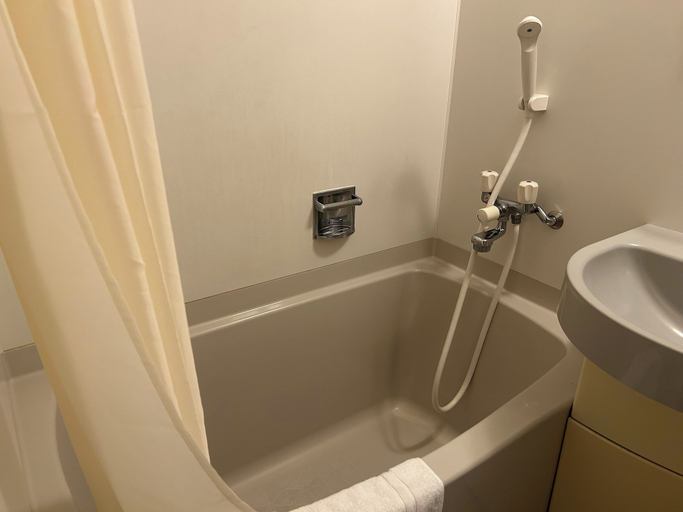 Bathroom 3, Kanonji Grand Hotel, Kan'onji