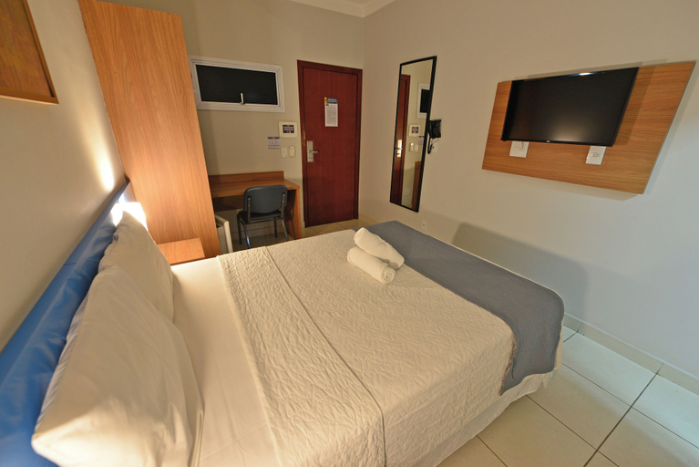 Bedroom 4, Vinds Economic Hotel, Ipatinga