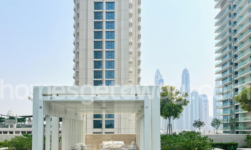 Pool 3, Beachfront Marina Skyline Views, Dubai