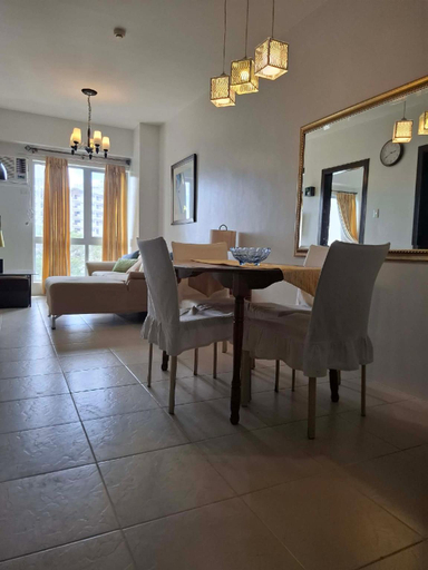 2, Parañaque Apartments, Muntinlupa