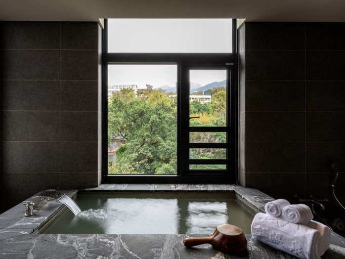 Sport & Beauty 5, Water House, Taipei City