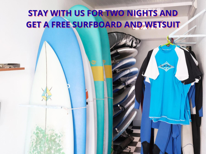 Others 4, West Coast Surf Hostel, Lourinhã