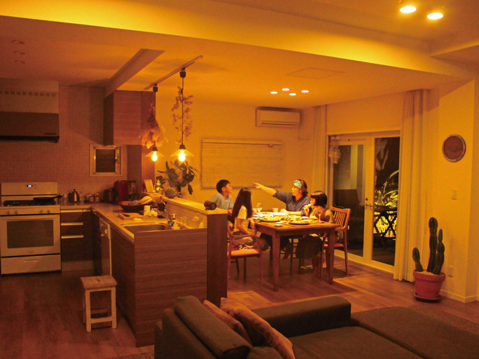 Food & Drinks 4, Villa Kukuru, Ginoza