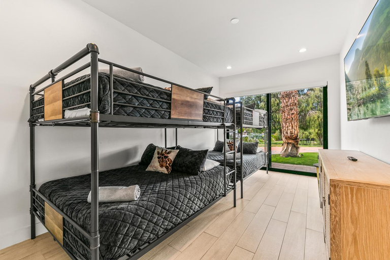 Bedroom 3, Chateau Giraffe, a Unique Luxurious Estate, Riverside
