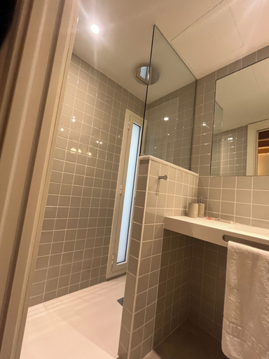 Bathroom 4, HOTEL LUNA NUEVA, Tarragona