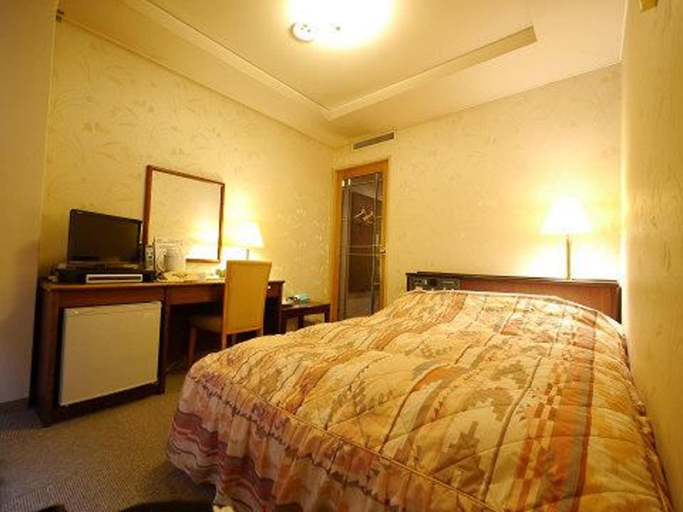 Bedroom 3, Hotel Fukui Castle, Fukui