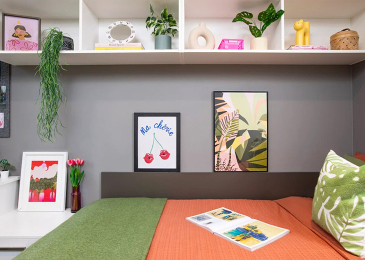 Room 5, Student only Ensuite Stapleton House, London