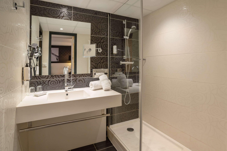 Bathroom, Best Western Hotel Le Quercy, Corrèze