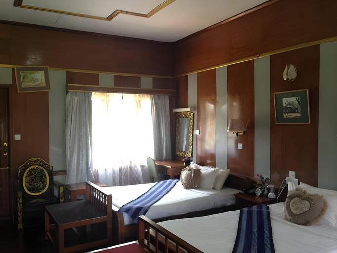 Bedroom, Conqueror Resort, Taunggye