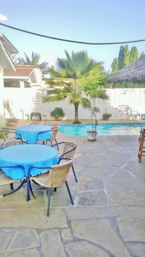 Pool 2, Punda Milia Paradise Hotel Shanzu, Kisauni