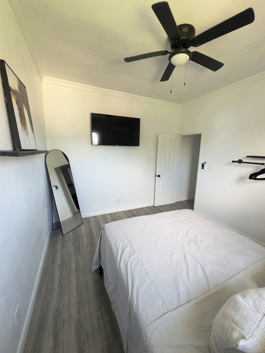 Room 2, Delaporte Villas