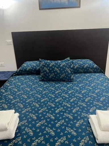 Bedroom 2, ines downtown, Roma