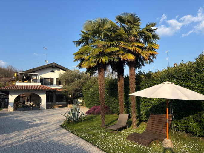 Exterior & Views 3, Villa Rose, Udine
