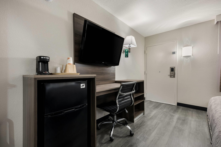 Others 5, Quality Inn Gadsden – Attalla, Etowah