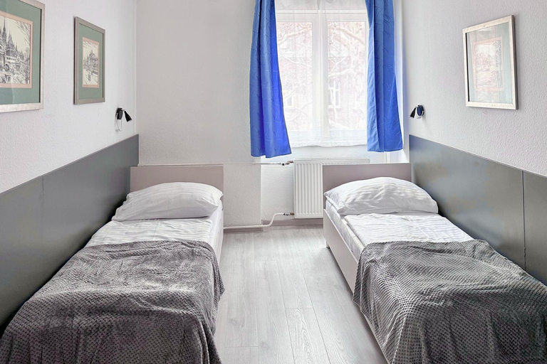 Bedroom 2, Dominik Panzio, Budapesti