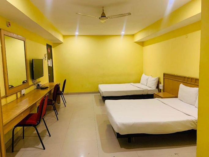 Bedroom 3, HOTEL MAHARAJA CLASSIC INN, Hyderabad