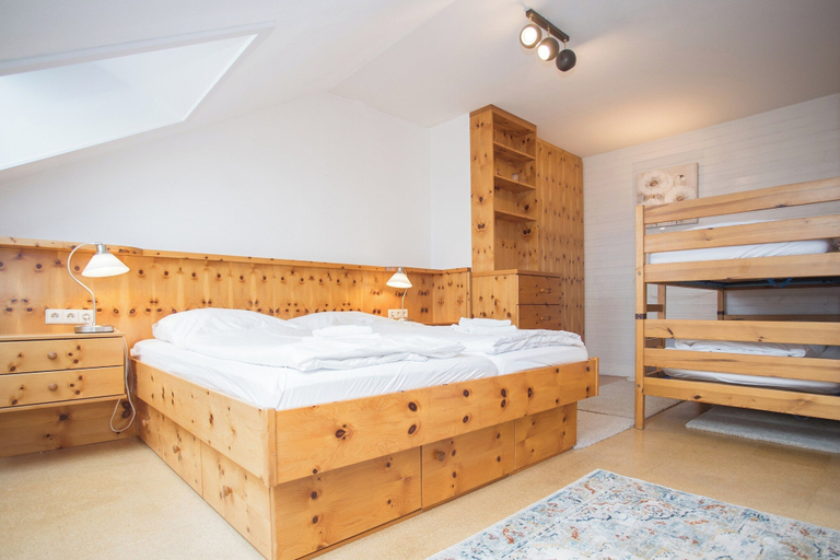 Room 4, Wohnung mit Balkon in Winterberg, Hochsauerlandkreis