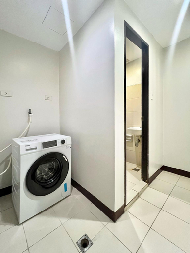 Bathroom 5, Jazz Residences Condo unit Makati Philippines, Makati City