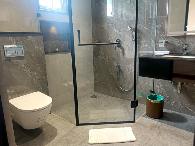 Bathroom 4, Crystal Residency, Tiruchirappalli
