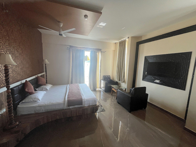 Room 4, Townhouse Dharawada Taluku, Dharwad