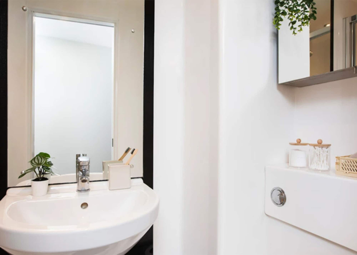Bathroom, Student only Ensuite Stapleton House, London