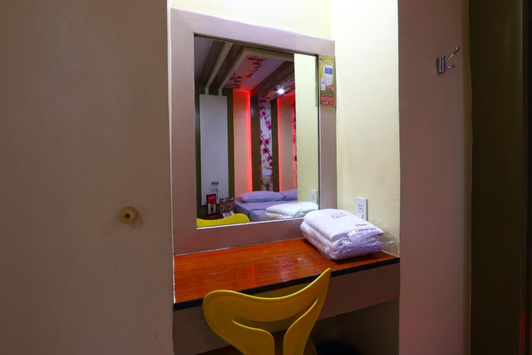 Bedroom 3, Hotel Sogo Makati Avenue, Makati City