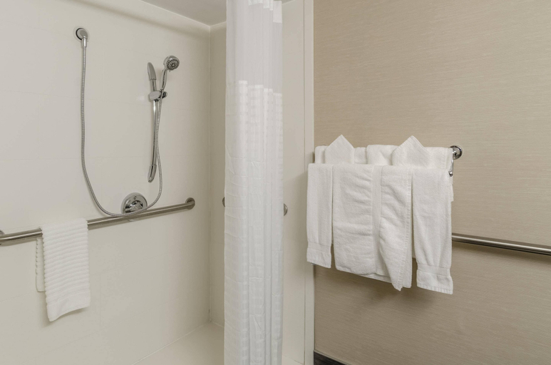 Bathroom 4, Comfort Inn & Suites West Springfield, Hampden