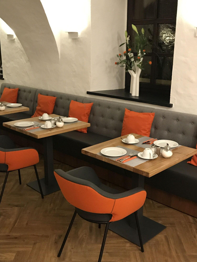 Food & Drinks 5, Am Maxplatz, Hof