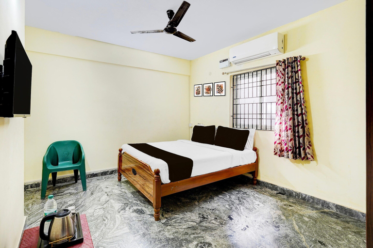 Room 5, Super Collection O Sathyabama University, Kancheepuram