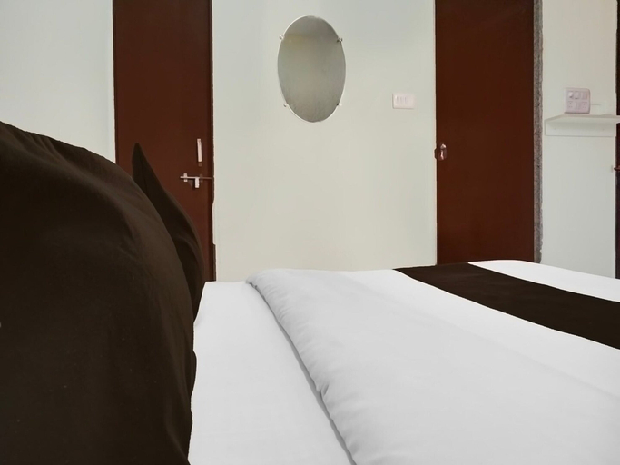 Room 2, Collection O Talwade, Pune