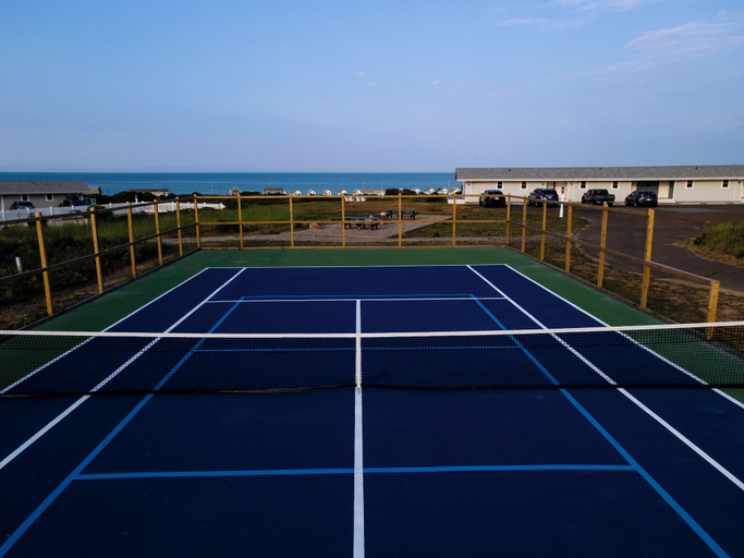 Others 3, Dune Crest Hotel, Barnstable