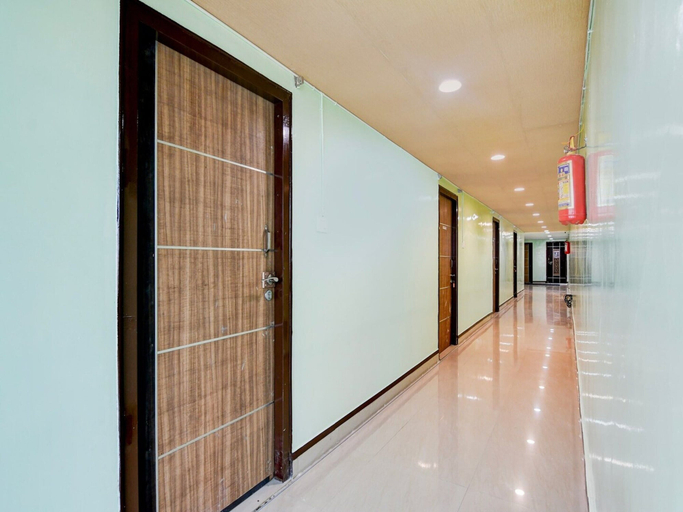 Interior 5, Deluxe With Twin Bed Harika Inn, Srikakulam