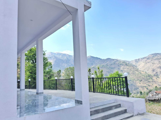 Property grounds 5, RAJJEET GUEST HOUSE, Dehradun