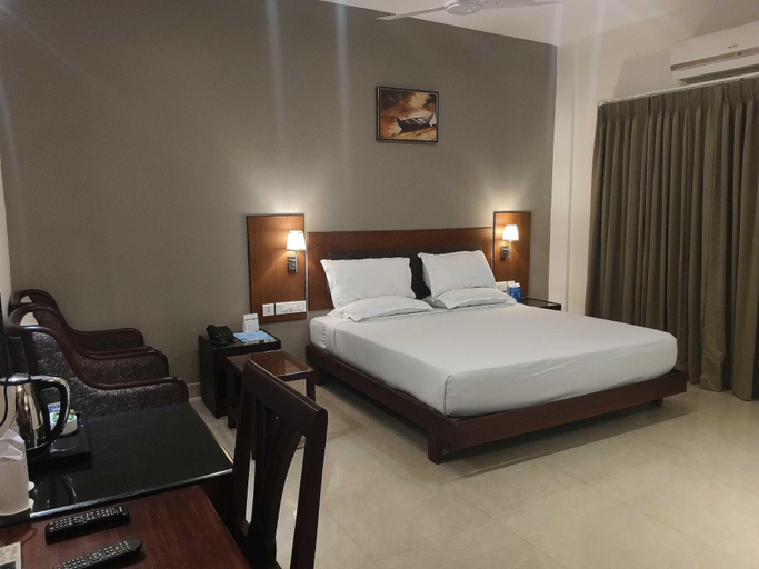 Room 5, Collection O Kumaranalloor, Kottayam