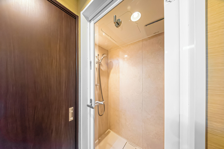 Bathroom 4, Penthouse Ueno, Taitō