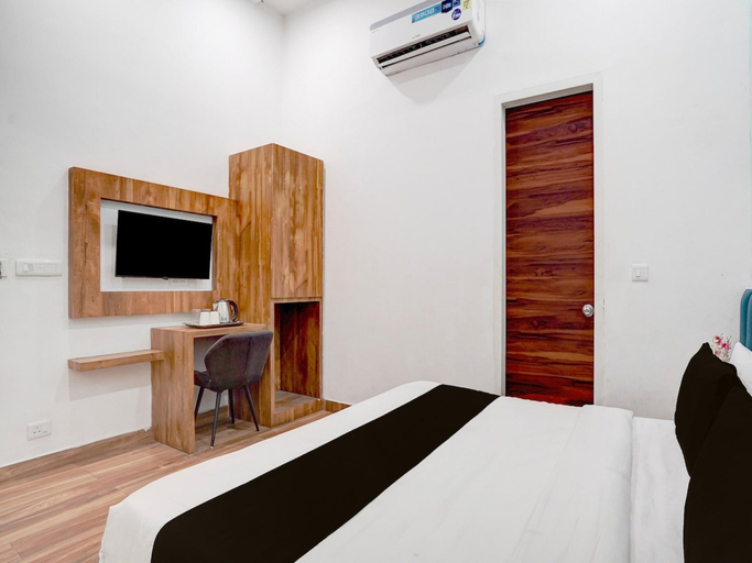 Room 4, Suiteamar Villa, Amritsar