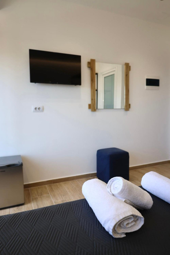 Bedroom 2, Rose Apartments, Sarandës